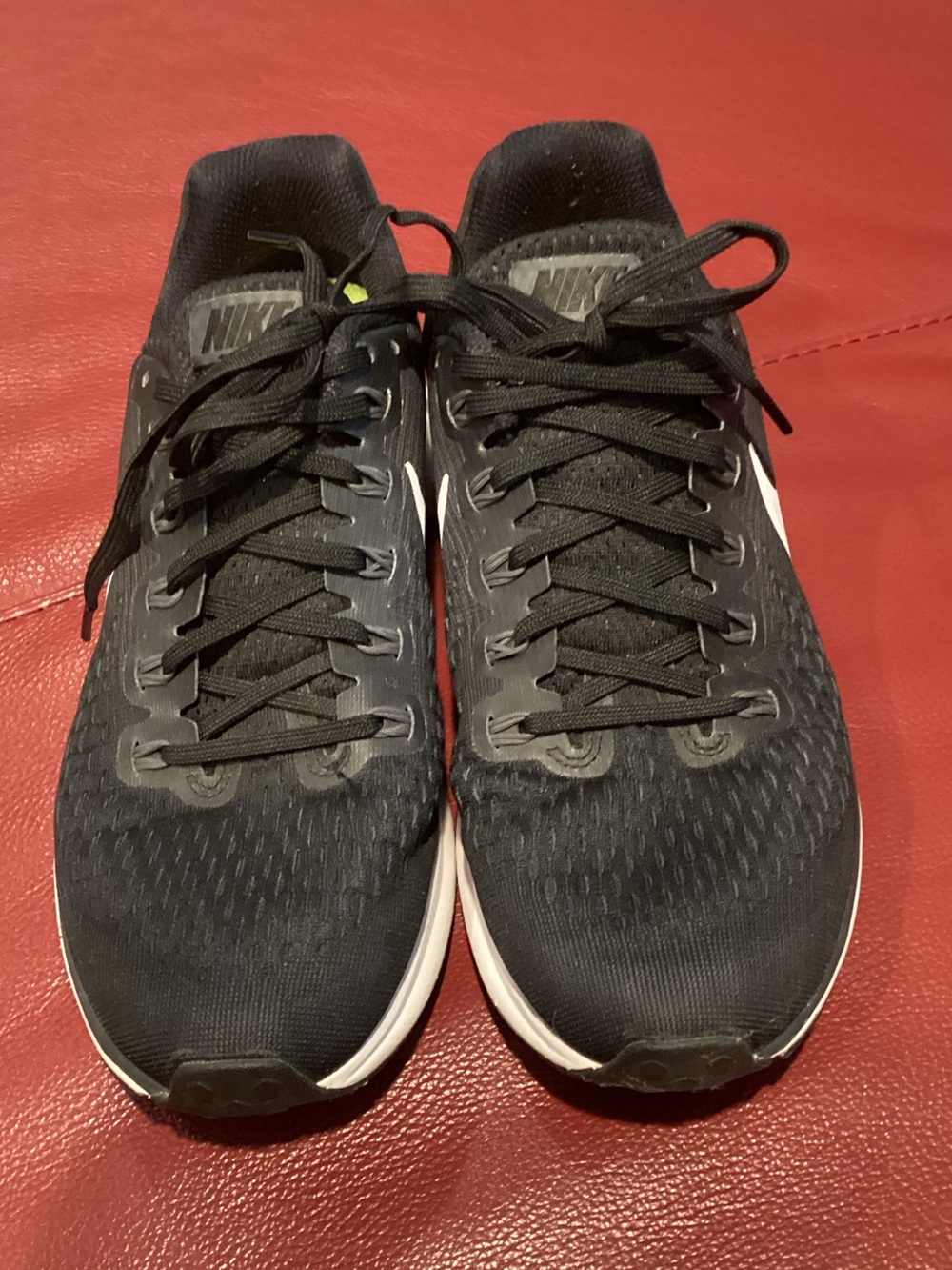 Nike Black and White Running Sneakers